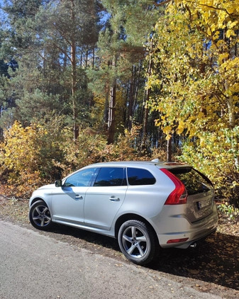 Volvo XC 60 cena 78000 przebieg: 220000, rok produkcji 2016 z Jaraczewo małe 562